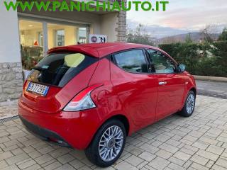 LANCIA Ypsilon usata, con Autoradio