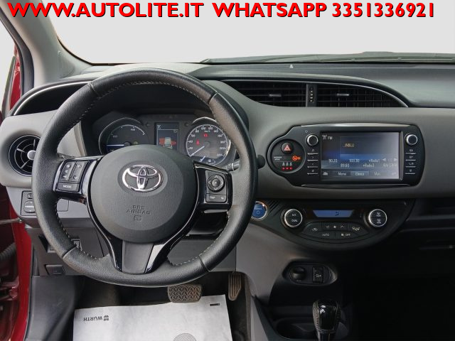 TOYOTA Yaris usata, con Volante in pelle
