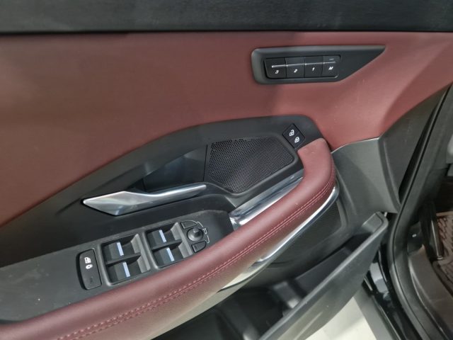 JAGUAR E-Pace usata 30