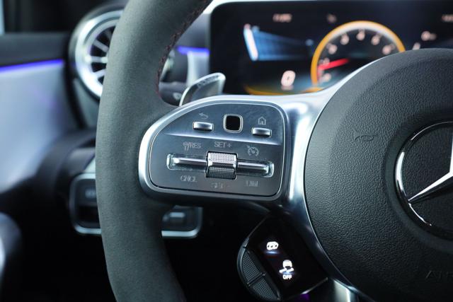 MERCEDES-BENZ A 45 S AMG usata, con Autoradio digitale