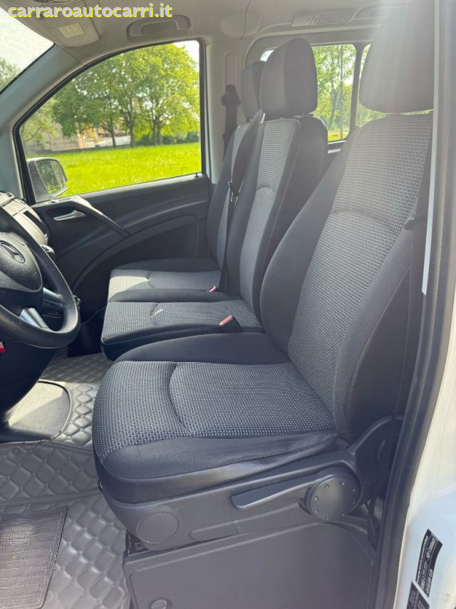 MERCEDES-BENZ Vito usata, con Sensori di parcheggio posteriori
