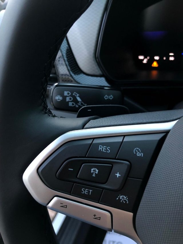 VOLKSWAGEN T-Cross usata, con Fari LED