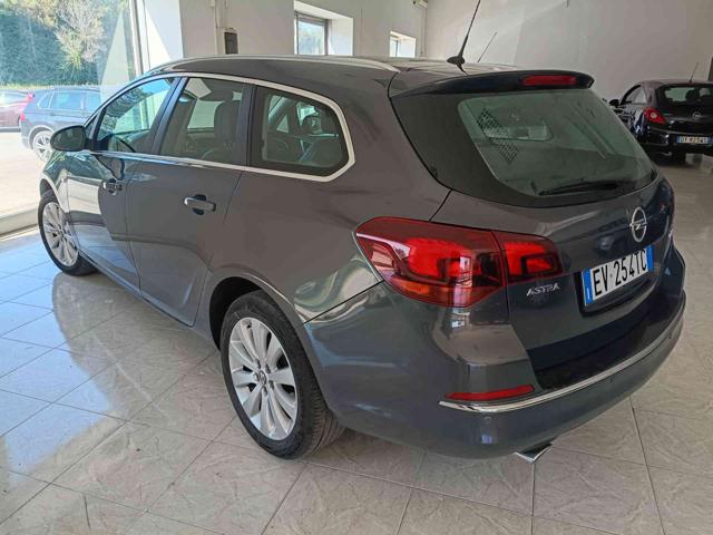 OPEL Astra usata, con Airbag