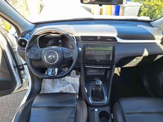 MG ZS usata, con Fari LED