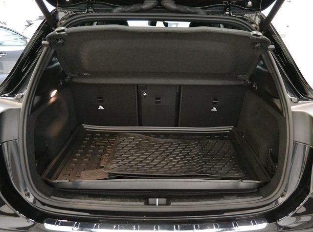 MERCEDES-BENZ GLA 200 usata, con Cronologia tagliandi