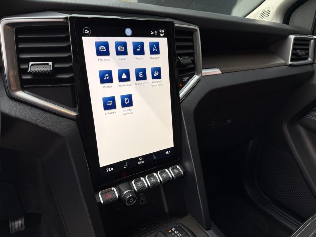 VOLKSWAGEN Amarok usata, con Cruise Control