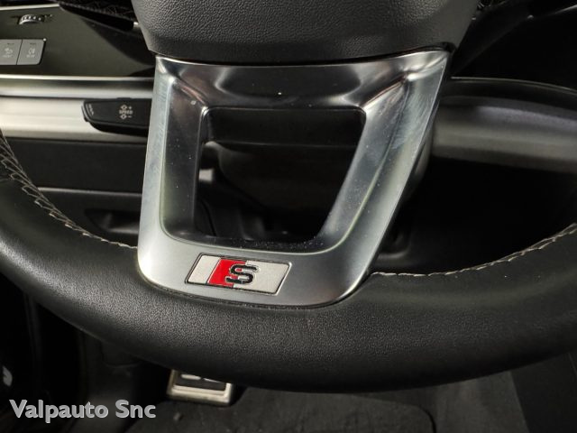 AUDI Q8 usata, con Specchietti laterali elettrici
