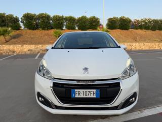 PEUGEOT 208 usata, con Airbag testa