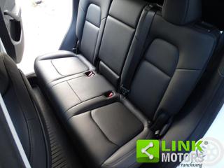 TESLA Model Y usata, con Boardcomputer