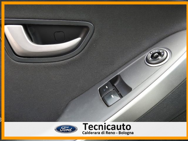 HYUNDAI i30 usata, con Specchietti laterali elettrici