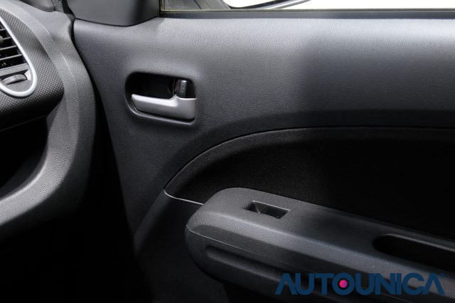 SUZUKI Splash usata 26