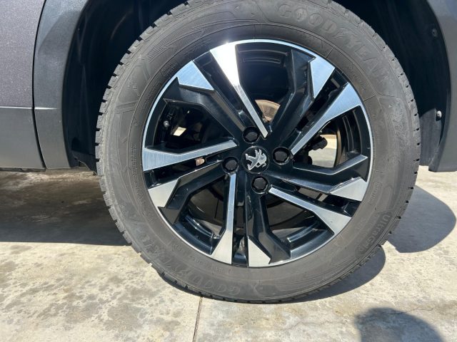 PEUGEOT 2008 usata, con Interni in pelle