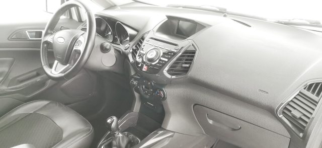 FORD EcoSport usata 52