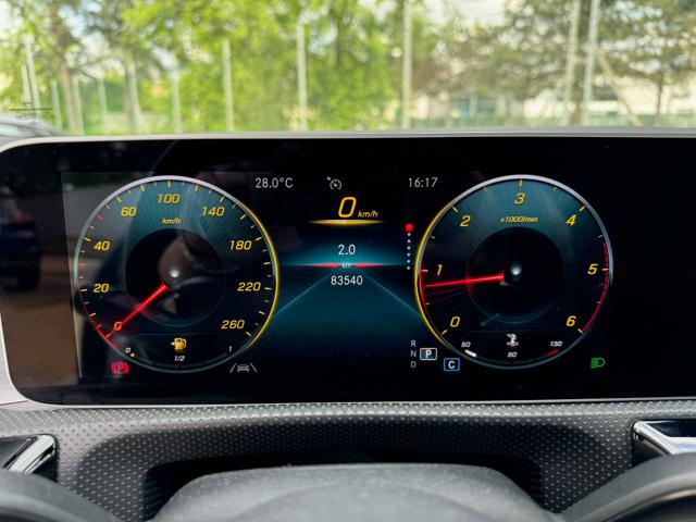 MERCEDES-BENZ CLA 200 usata, con Controllo automatico clima