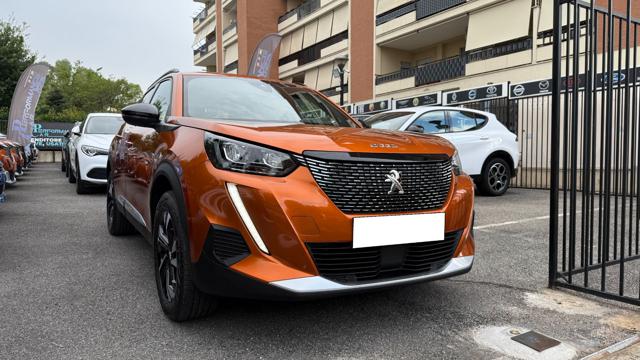 PEUGEOT 2008 usata, con Airbag