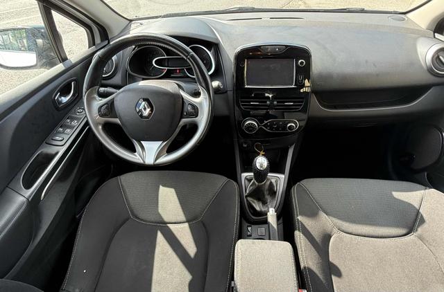 RENAULT Clio usata, con USB