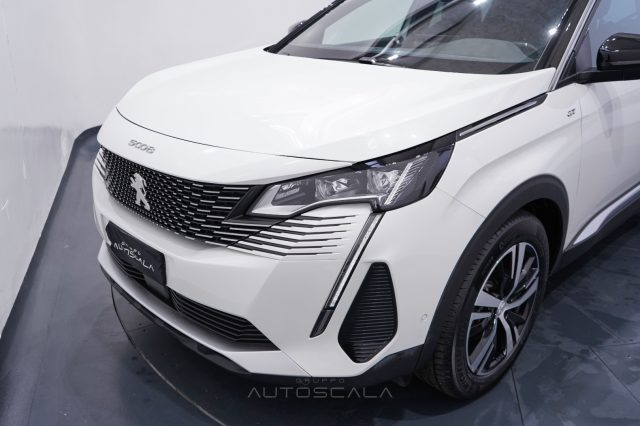PEUGEOT 5008 usata, con Sensori di parcheggio posteriori