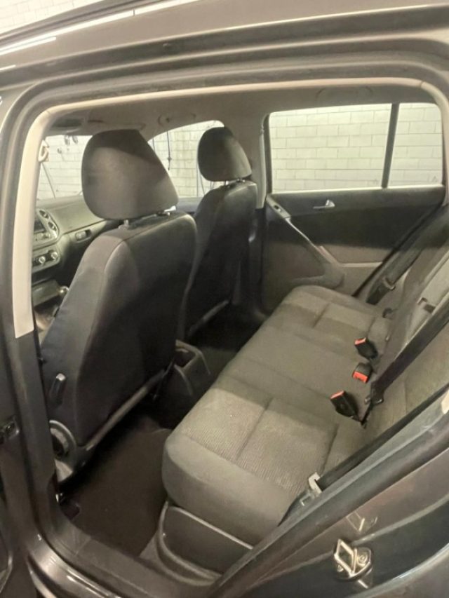 VOLKSWAGEN Tiguan usata, con Autoradio