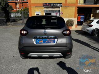RENAULT Captur usata, con Autoradio