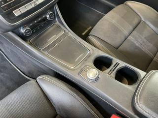 MERCEDES-BENZ GLA 180 usata, con USB