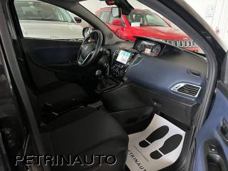 LANCIA Ypsilon usata, con Fendinebbia