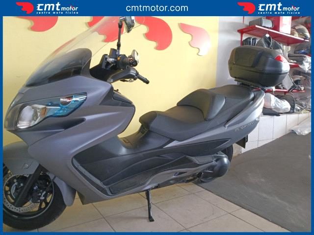 SUZUKI Burgman AN 400 usata 1