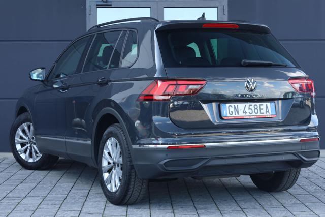 VOLKSWAGEN Tiguan usata, con Airbag laterali