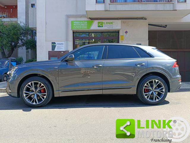 AUDI Q8 usata, con Sedile posteriore sdoppiato