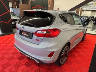 FORD Fiesta usata, con Controllo automatico clima