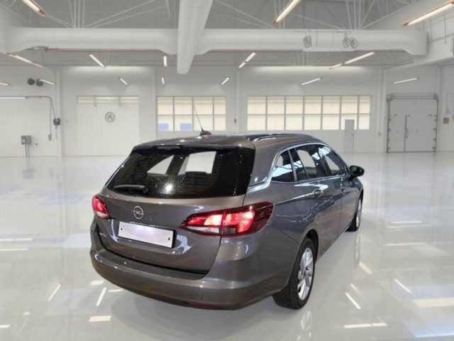 OPEL Astra usata, con Airbag