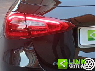 MERCEDES-BENZ A 180 usata, con Cronologia tagliandi