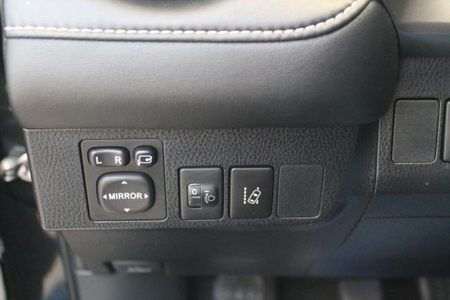 TOYOTA RAV 4 usata, con Bluetooth