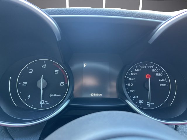 ALFA ROMEO Giulia usata, con Fari Xenon