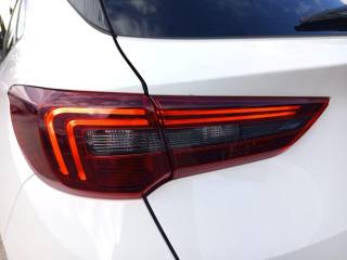 OPEL Grandland usata, con Fari LED