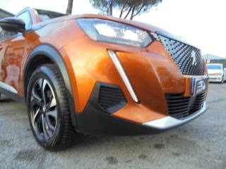 PEUGEOT 2008 usata, con Sensori di parcheggio posteriori