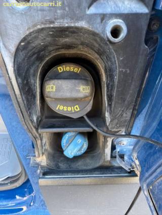 VOLKSWAGEN Crafter usata, con Sound system