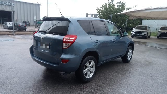TOYOTA RAV 4 usata, con Airbag Passeggero