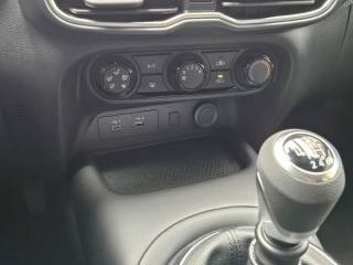 NISSAN Juke usata, con USB