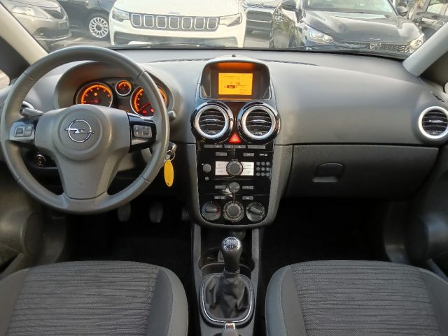 OPEL Corsa usata, con ESP