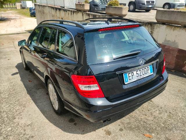 MERCEDES-BENZ C 200 usata, con Lettore CD