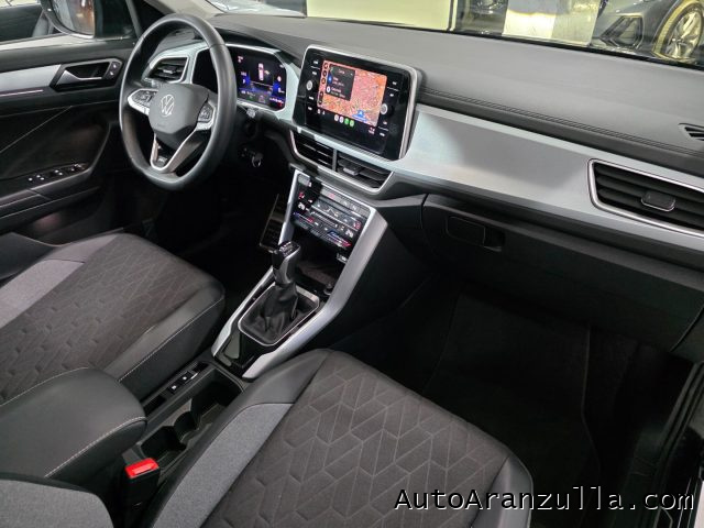 VOLKSWAGEN T-Roc usata, con Controllo automatico clima