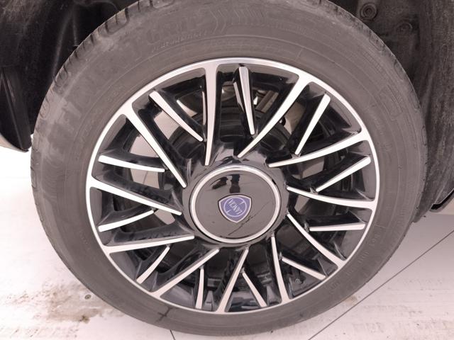 LANCIA Ypsilon usata, con Sensori di parcheggio posteriori