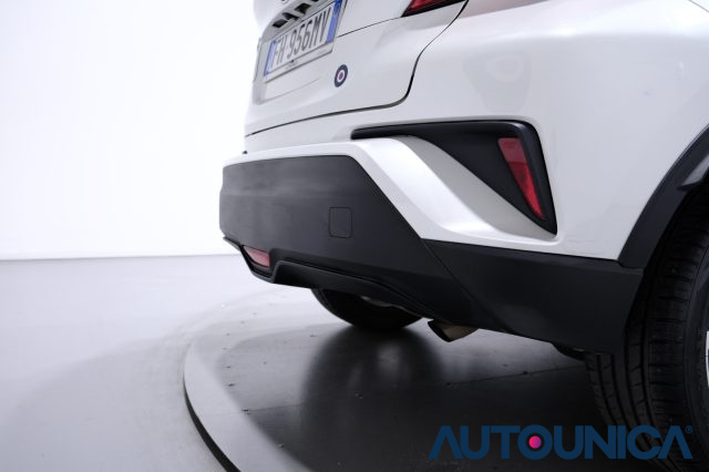 TOYOTA C-HR usata 54