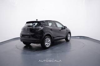 RENAULT Captur usata, con USB