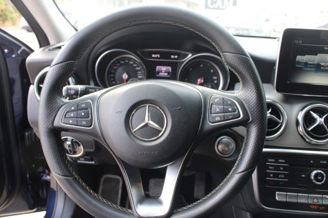 MERCEDES-BENZ GLA 200 usata, con Servosterzo