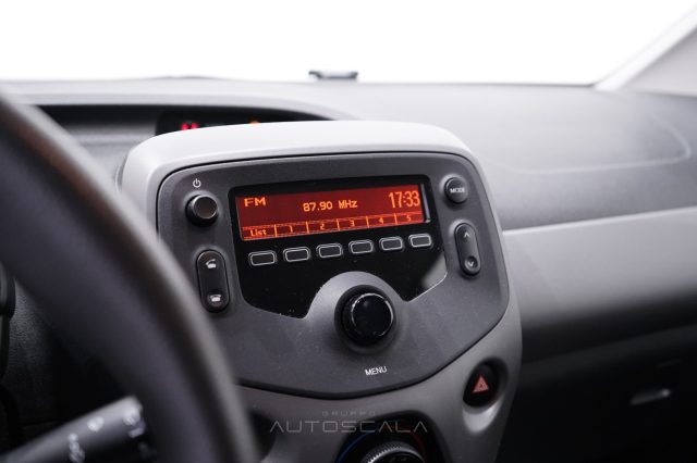 PEUGEOT 108 usata, con Volante multifunzione