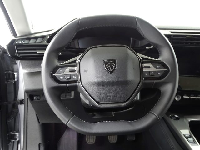 PEUGEOT 308 usata, con Volante in pelle