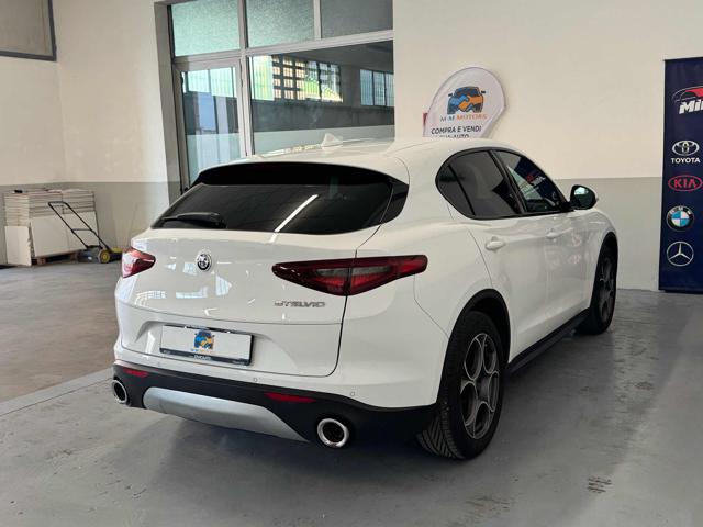 ALFA ROMEO Stelvio usata, con Autoradio