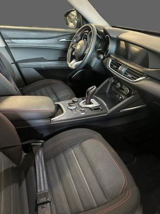 ALFA ROMEO Stelvio usata, con Airbag