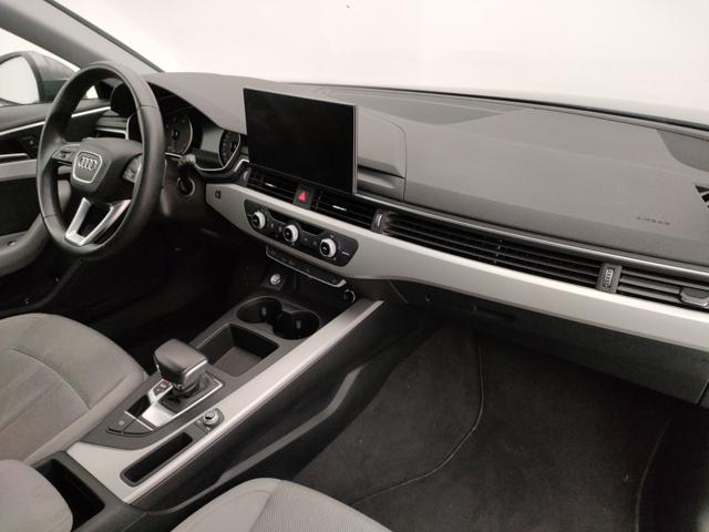 AUDI A4 usata, con Autoradio digitale